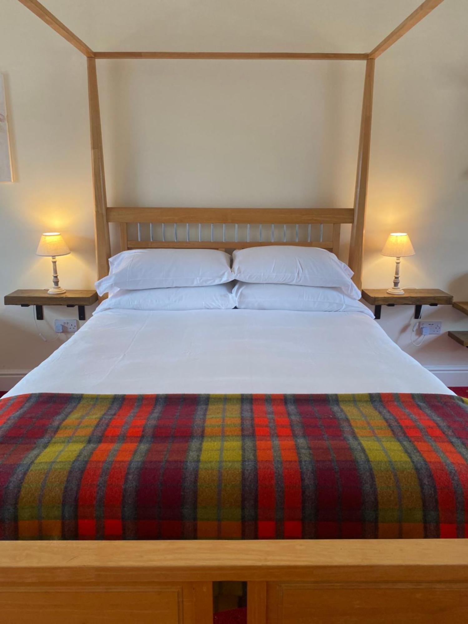Yarrow The Gordon Arms Restaurant With Rooms מראה חיצוני תמונה